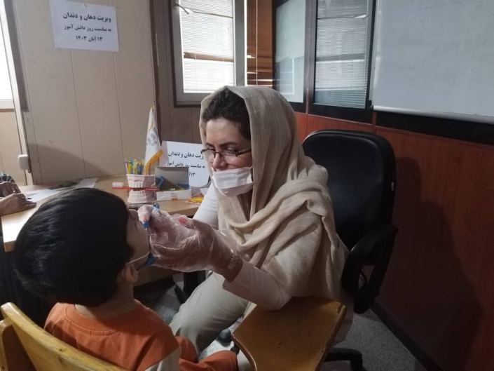 مسئولیت های اجتماعی کلینیک دندانپزشکی آینده سال ۱۴۰۳